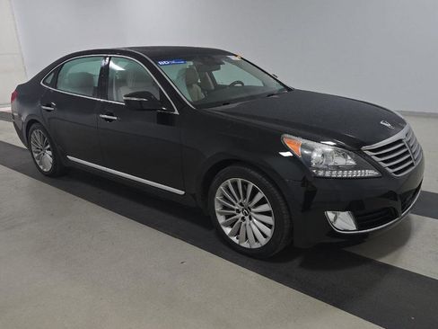 Used 2016 Hyundai Equus Signature image 3