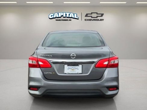 Used 2016 Nissan Sentra S image 4
