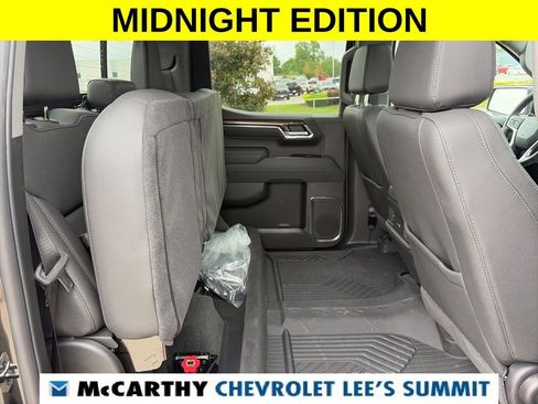 Used 2026 Chevrolet Silverado 1500 LT Trail Boss w/ LT Trail Boss Premium Package AWD/4WD image 46