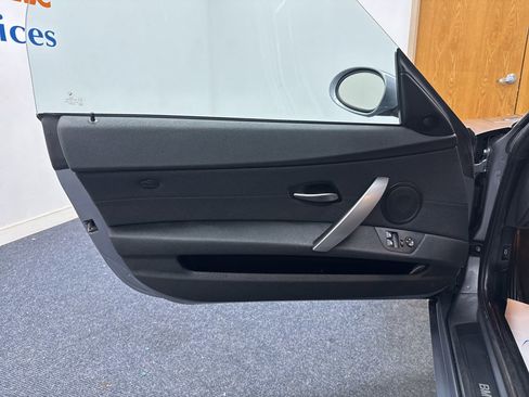 Used 2007 BMW Z4 3.0i image 5