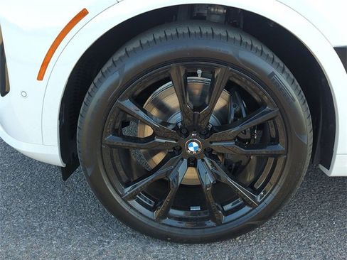 New 2026 BMW X7 xDrive40i w/ M Sport Package image 10