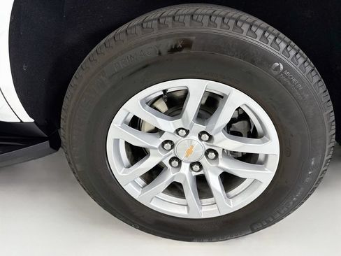 Used 2024 Chevrolet Tahoe LS w/ Driver Alert Package RWD image 30