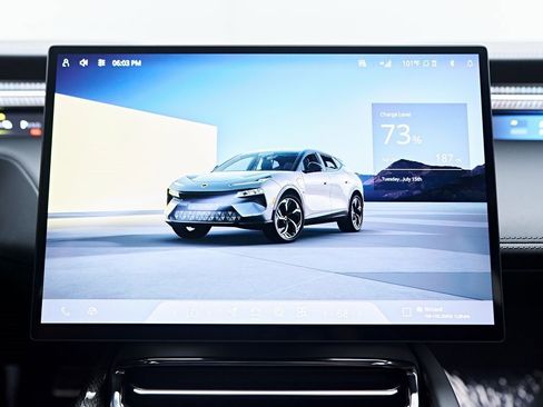 Used 2025 Lotus Eletre image 93