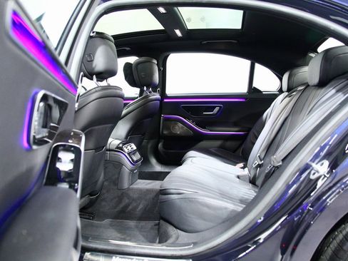 Used 2022 Mercedes-Benz S 580 S 580 image 28