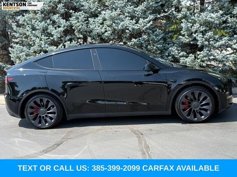 Used 2024 Tesla Model Y Performance AWD/4WD image 10