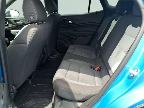 Used 2026 Chevrolet Trax RS FWD image 20