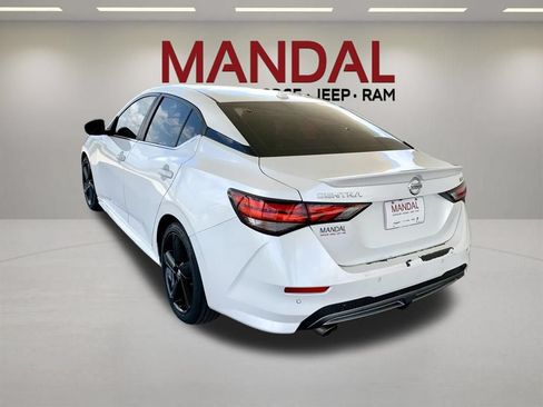 Used 2022 Nissan Sentra SR FWD image 8