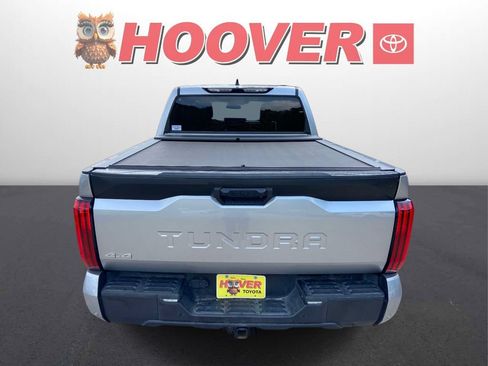 Used 2023 Toyota Tundra SR5 w/ SR5 Premium Package AWD/4WD image 9