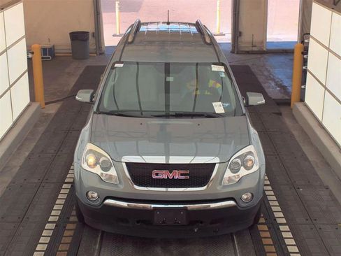 Used 2008 GMC Acadia SLT FWD image 2