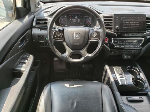 Used 2019 Honda Pilot Touring image 17