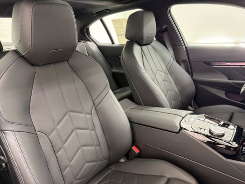 New 2027 BMW 530i w/ M Sport Package RWD image 27