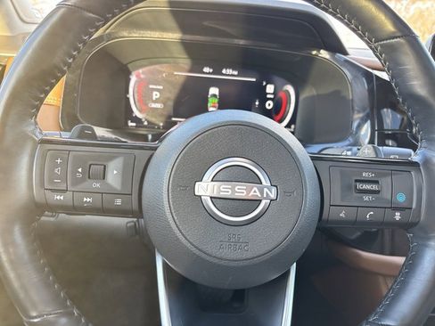 Used 2023 Nissan Pathfinder Platinum w/ Cargo Package image 29