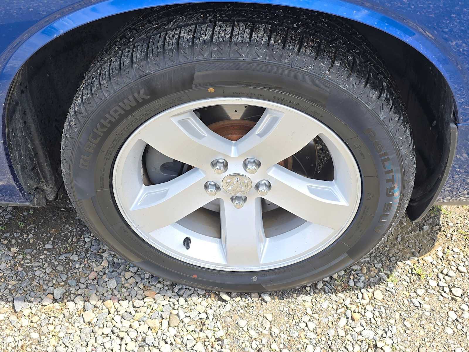 Used 2010 Dodge Challenger R/T RWD image 8
