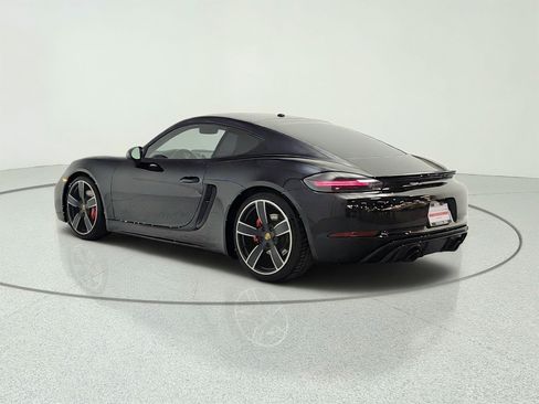Used 2021 Porsche 718 Cayman GTS RWD image 7