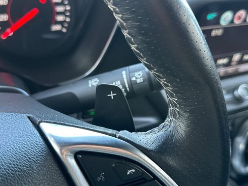 Used 2016 Chevrolet Camaro SS RWD image 38