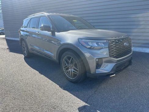 New 2026 Ford Explorer ST AWD/4WD image 1