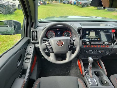 New 2026 Nissan Frontier PRO-4X w/ Pro-4x Convenience Package AWD/4WD image 7