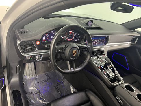 Certified 2023 Porsche Panamera Platinum Edition RWD image 4