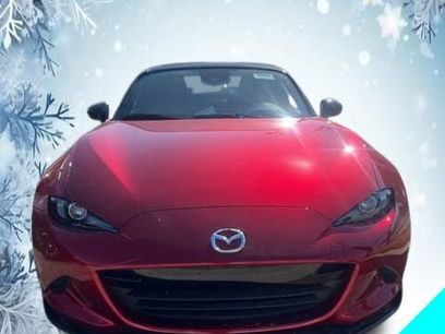 New 2025 MAZDA MX-5 Miata Club w/ Interior Package