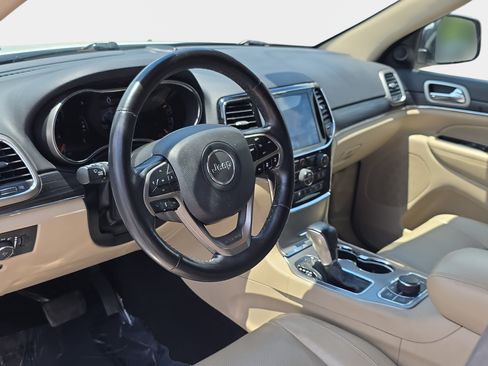 Used 2020 Jeep Grand Cherokee Limited w/ Luxury Group II AWD/4WD image 14