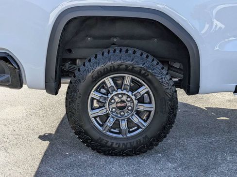 Used 2026 GMC Sierra 1500 AT4X AWD/4WD image 11