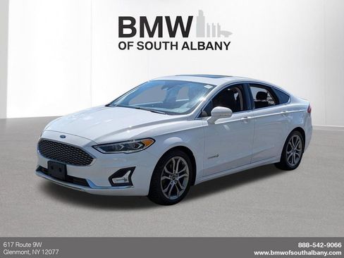 Used 2019 Ford Fusion Titanium FWD image 1