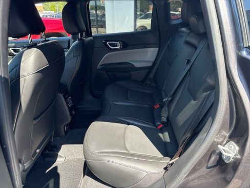 Used 2023 Jeep Compass Limited AWD/4WD image 13