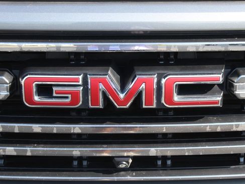 Used 2020 GMC Sierra 1500 AT4 w/ AT4 Premium Package AWD/4WD image 9