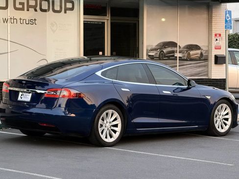 Used 2016 Tesla Model S 75D AWD/4WD image 10