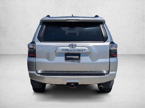 Used 2019 Toyota 4Runner SR5 Premium AWD/4WD image 7