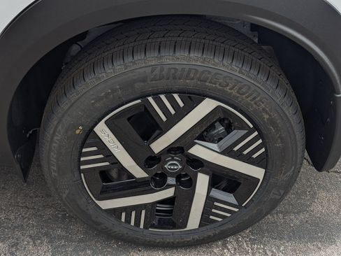 New 2026 Nissan Kicks SV FWD image 7