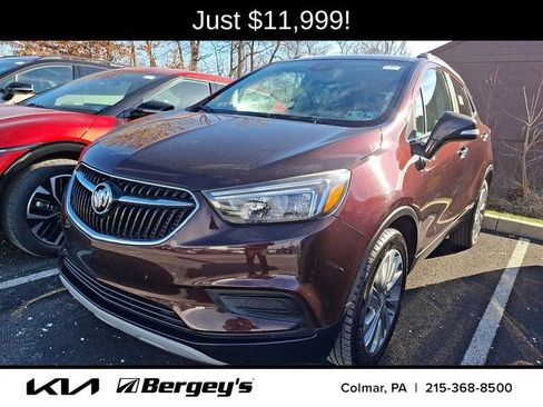 Used 2018 Buick Encore Preferred image 1