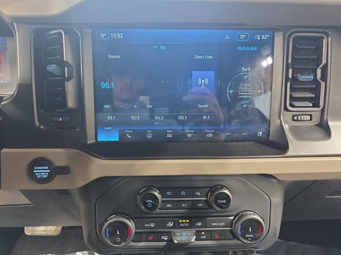 Used 2022 Ford Bronco Wildtrak AWD/4WD image 19