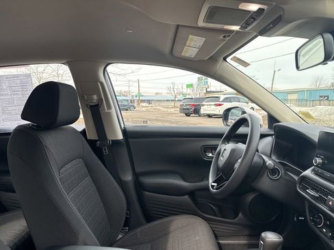 Certified 2024 Honda HR-V LX image 17