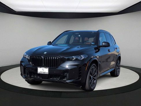 Used 2024 BMW X5 xDrive40i w/ M Sport Package AWD/4WD image 4
