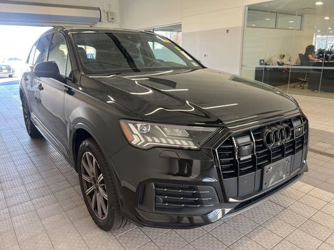 Used 2023 Audi Q7 2.0T Premium Plus w/ Premium Plus Package image 3