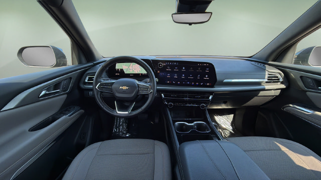 Used 2026 Chevrolet Traverse LT w/ Driver Confidence Package FWD image 20