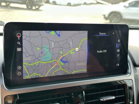 Used 2022 Lexus GX 460 Premium image 3