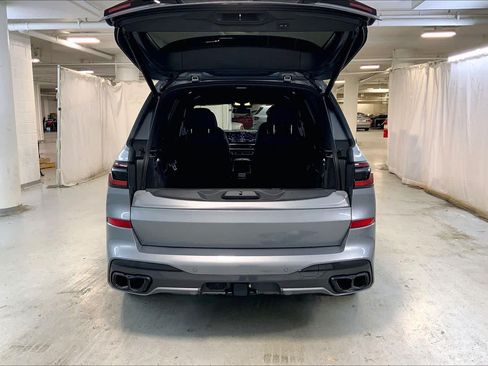 Used 2025 BMW X7 M60i AWD/4WD image 33