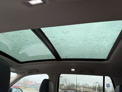 New 2026 Volkswagen Atlas SEL image 18