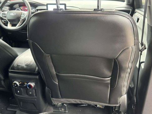 Used 2024 Ford Explorer XLT w/ Equipment Group 202A RWD image 53