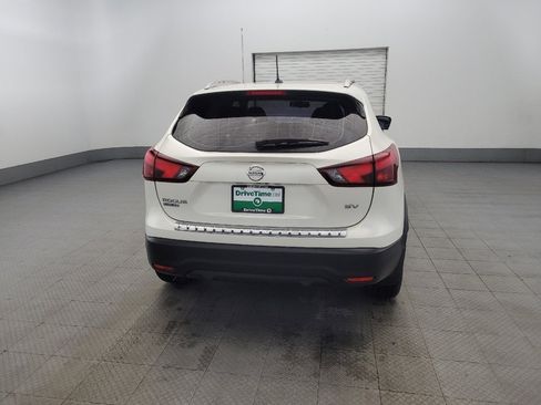 Used 2017 Nissan Rogue Sport SV w/ SV Premium Package image 7