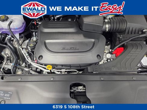 New 2026 Chrysler Pacifica Select w/ S Appearance Package image 21