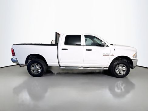 Used 2018 RAM 2500 Tradesman w/ Chrome Appearance Group image 11