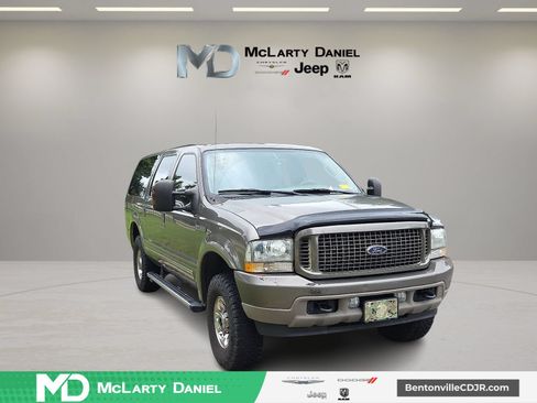 Used 2004 Ford Excursion Limited AWD/4WD image 1