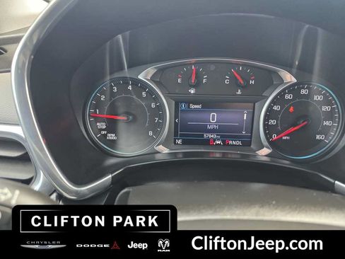 Used 2021 Chevrolet Equinox LT AWD/4WD image 18
