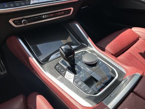 Used 2022 BMW X6 M50i w/ Premium Package AWD/4WD image 31