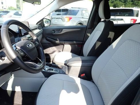 Used 2023 Ford Escape Active AWD/4WD image 11