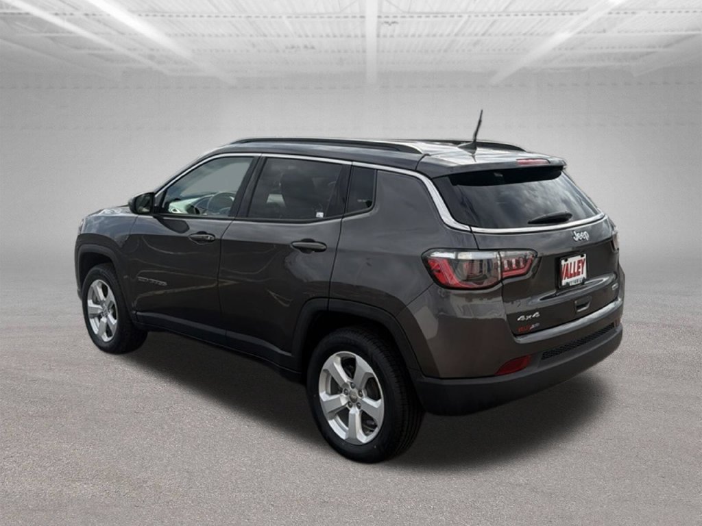 Used 2021 Jeep Compass Latitude w/ Convenience Group AWD/4WD image 10