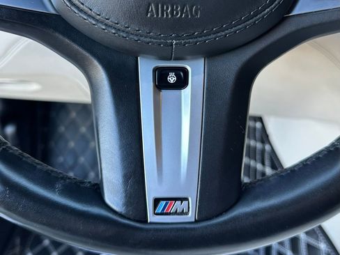 Used 2020 BMW 750i xDrive w/ Executive Package image 40